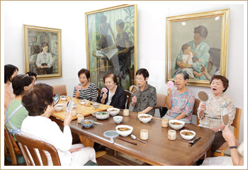 ランチしながらおしゃべり気軽な女子会