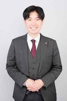 山谷　綱