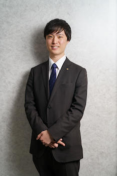吉岡 真秀