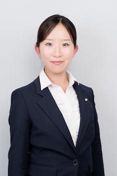井上 華