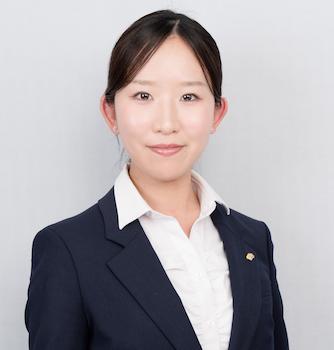 井上　華