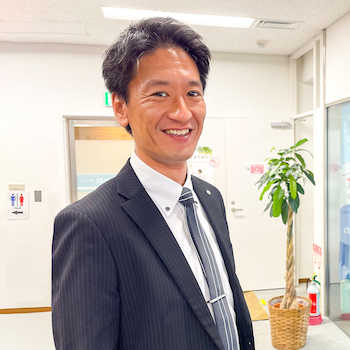 平井　亮太郎