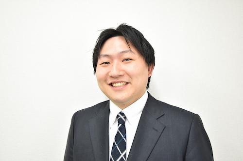 白田　靖也